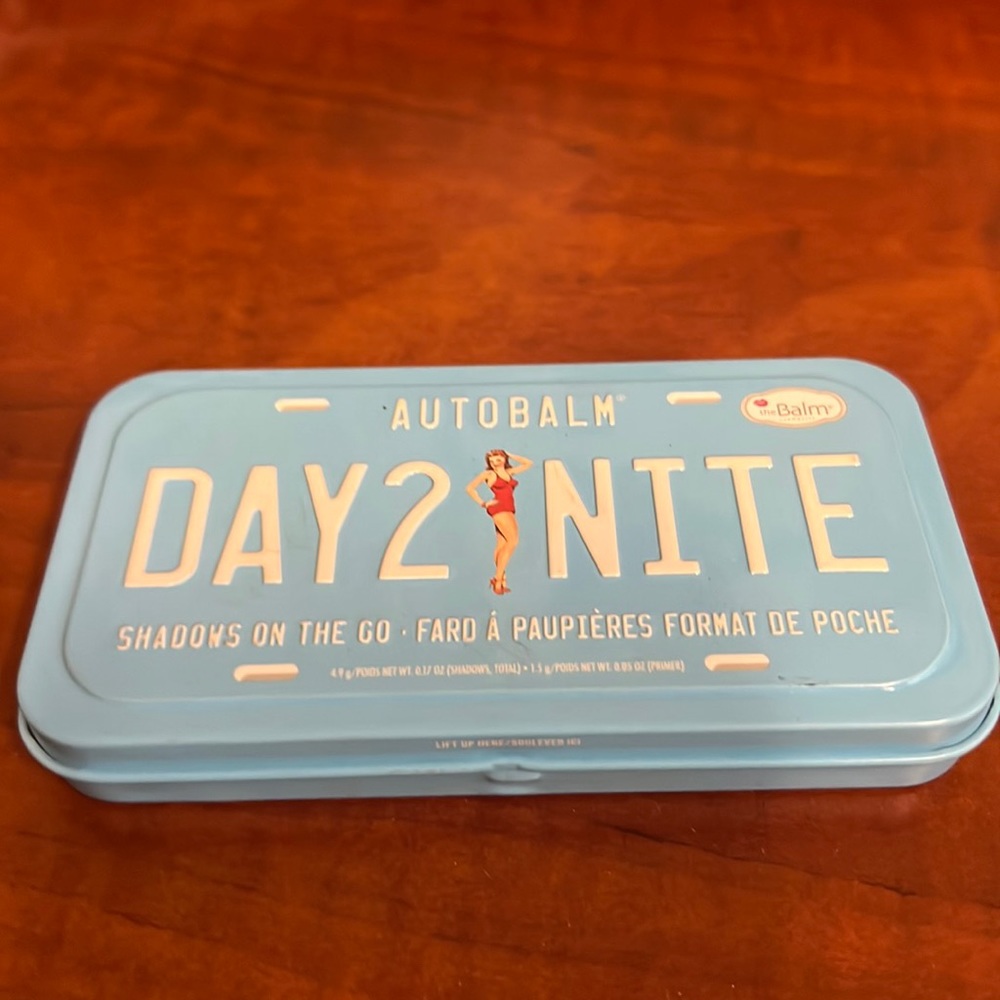 The Balm Day2Nite Eyeshadow